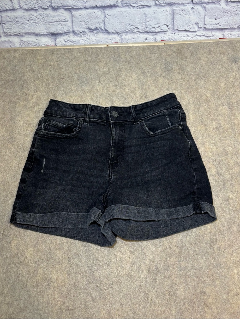 True Craft Black Denim Mom Shorts size 9